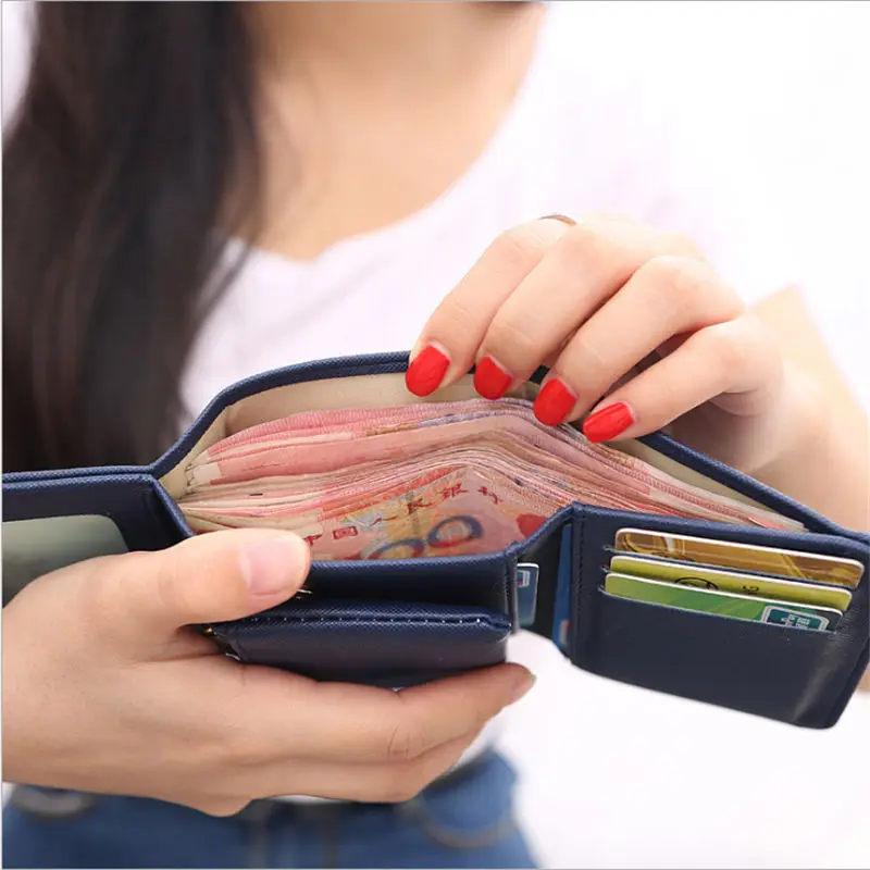 Clutch Wallet Female Small Crown Lady Short Women Wallets Mini Money Purses Fold PU Leather Bags Female Coin Purse Card Holder
Clutch Wallet Female Small Crown Lady Short Women Wallets Mini Money Purses Fold PU Leather Bags Female Coin Purse Card Holder