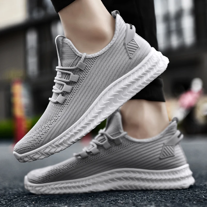 2021 Spring Summer Casual Sneakers Men's Sport Style Black Solid Lace-Up Flat Mesh Breathable Outside Running Shoes Special Hot 
2021 Spring Summer Casual Sneakers Men's Sport Style Black Solid Lace-Up Flat Mesh Breathable Outside Running Shoes Special Hot