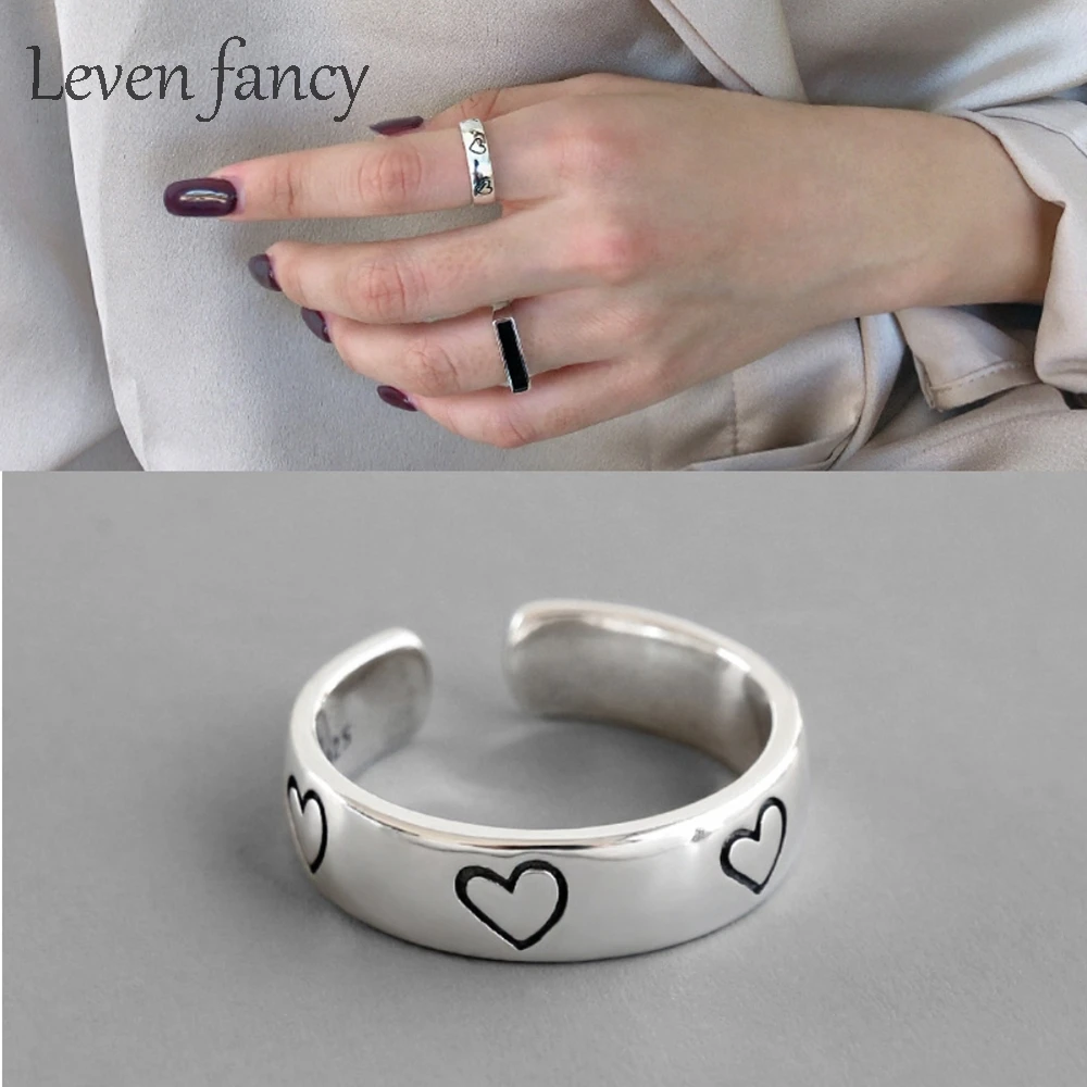 Vintage 925 Sterling Silver Love Heart Rings for Women Gift Bijoux Adjustable Finger Antique Engagement Rings Anillos Lady Band
Vintage 925 Sterling Silver Love Heart Rings for Women Gift Bijoux Adjustable Finger Antique Engagement Rings Anillos Lady Band