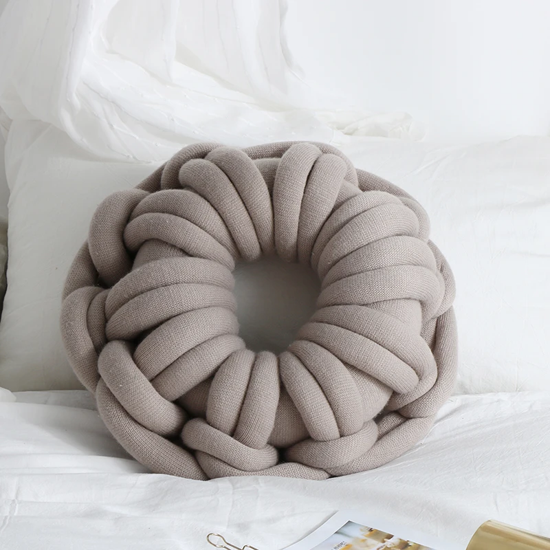 2022 DIY Chunky Yarn Hand Knot Car Seat Cushion White Bed Throw Pillow Cute Home Decorative Doughnut Sofa Chair Back Cushions
2022 DIY Chunky Yarn Hand Knot Car Seat Cushion White Bed Throw Pillow Cute Home Decorative Doughnut Sofa Chair Back Cushions