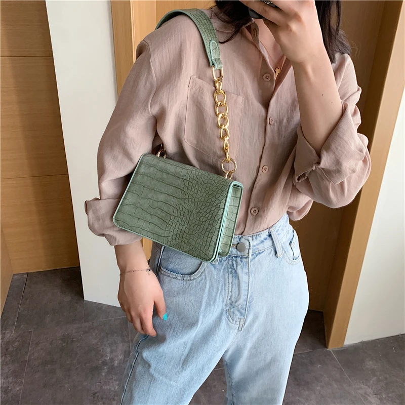 Crocodile PU leather women messenger bag 2021 chain Shoulder Handbag Versatile Single Shoulder Bag
Crocodile PU leather women messenger bag 2021 chain Shoulder Handbag Versatile Single Shoulder Bag