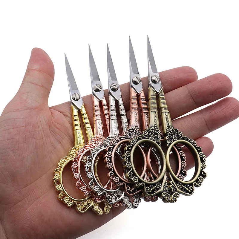High Quality Stainless Steel DIY Sewing Scissors Hollow Antique Scissors Sewing and Needlework Dressmaking Scissors for Fabric
High Quality Stainless Steel DIY Sewing Scissors Hollow Antique Scissors Sewing and Needlework Dressmaking Scissors for Fabric