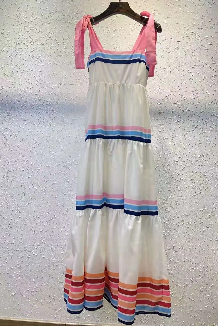 Strap Long Dress 2021 Summer Fashion Style Women Sexy Square Collar Floral Print Sleeveless Casual Bohemian Long Maxi Dress Sun
Strap Long Dress 2021 Summer Fashion Style Women Sexy Square Collar Floral Print Sleeveless Casual Bohemian Long Maxi Dress Sun