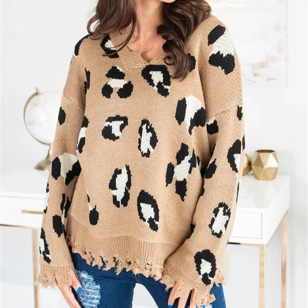 Женский трикотажный свитер с леопардовым принтом V-образным вырезом и длинным