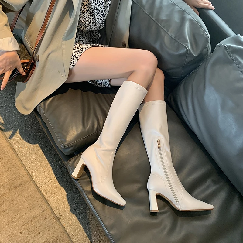 2021 New Ladies Knee High Boots Side Zipper square Toe High Heels women boots Winter Wedding Dancing Shoes Woman 
2021 New Ladies Knee High Boots Side Zipper square Toe High Heels women boots Winter Wedding Dancing Shoes Woman