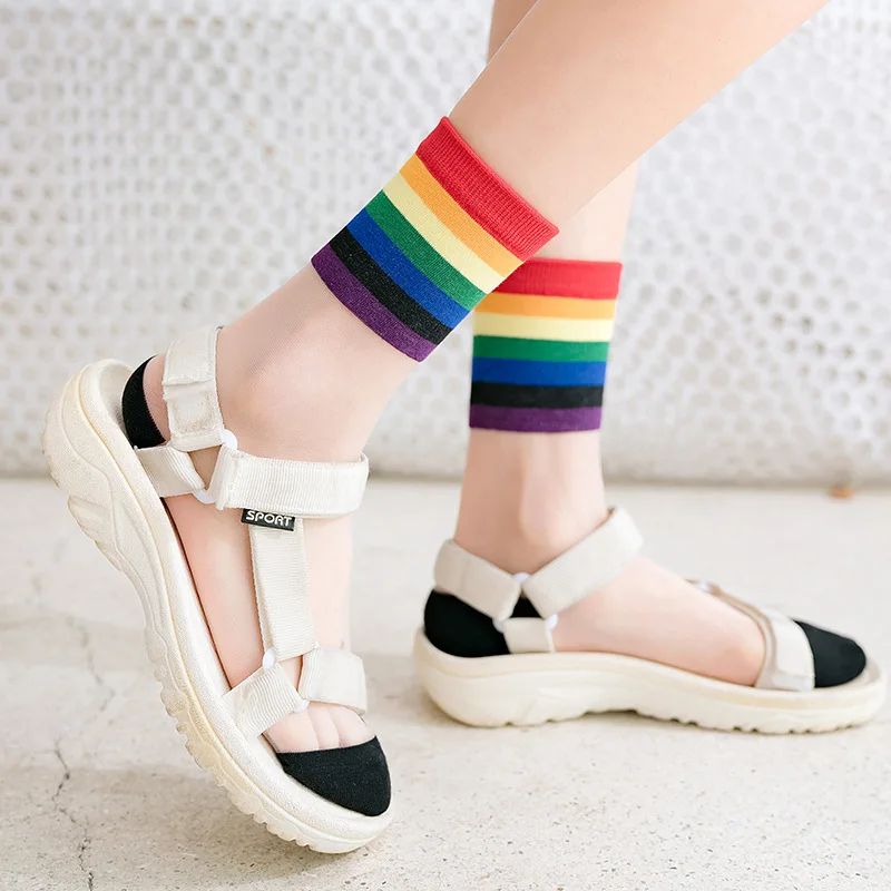 Носки женские прозрачные в радужную полоску, смешные дышащие тонкие кружевные короткие, из стекла и шелка, в стиле Харадзюку, на весну-лето
Носки женские прозрачные в радужную полоску, смешные дышащие тонкие кружевные короткие, из стекла и шелка, в стиле Харадзюку, на весну-лето