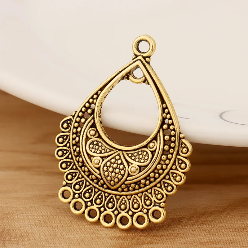 10 Pieces Antique Gold Color Boho Chandelier Connector Charms Pendants for DIY Earrings Jewellery Making Findings Accessories
10 Pieces Antique Gold Color Boho Chandelier Connector Charms Pendants for DIY Earrings Jewellery Making Findings Accessories