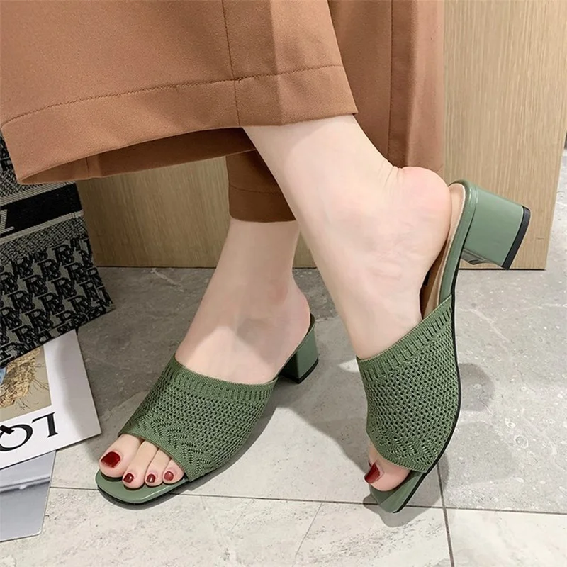 With Cool Slippers Woman Summer New Korean Fly Woven Outside Wear A Word Fashion Wholesale
With Cool Slippers Woman Summer New Korean Fly Woven Outside Wear A Word Fashion Wholesale