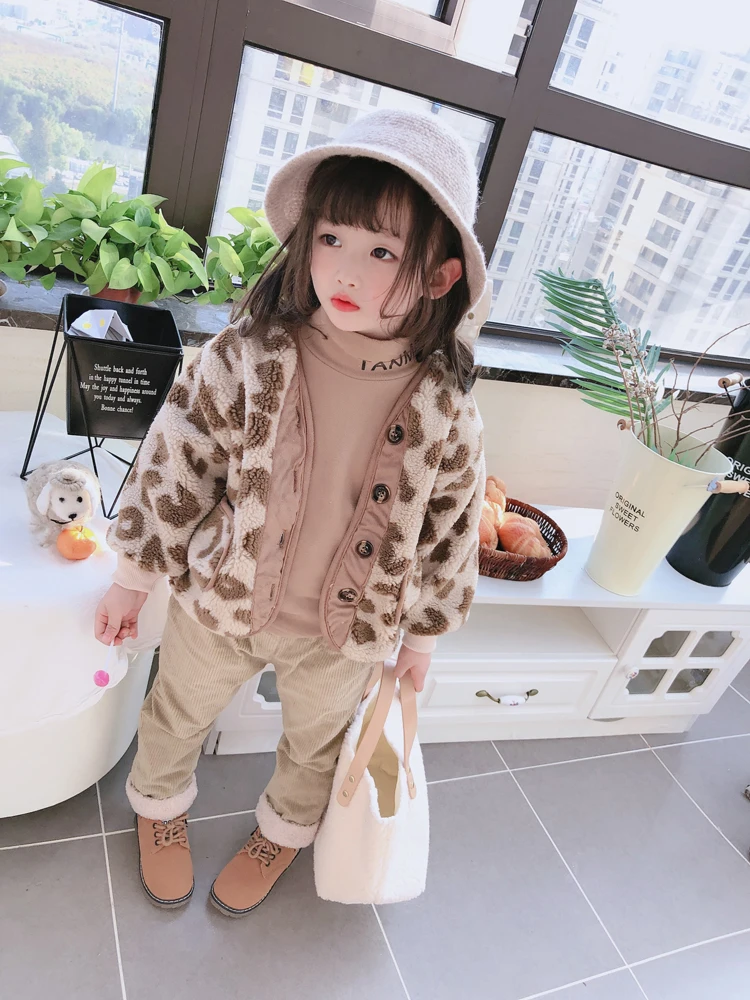 2-6 Years Winter Girls Leopad Print Coat Baby Kids Children Thick Warm Fleece Jacket Outerwear Clothes
2-6 Years Winter Girls Leopad Print Coat Baby Kids Children Thick Warm Fleece Jacket Outerwear Clothes