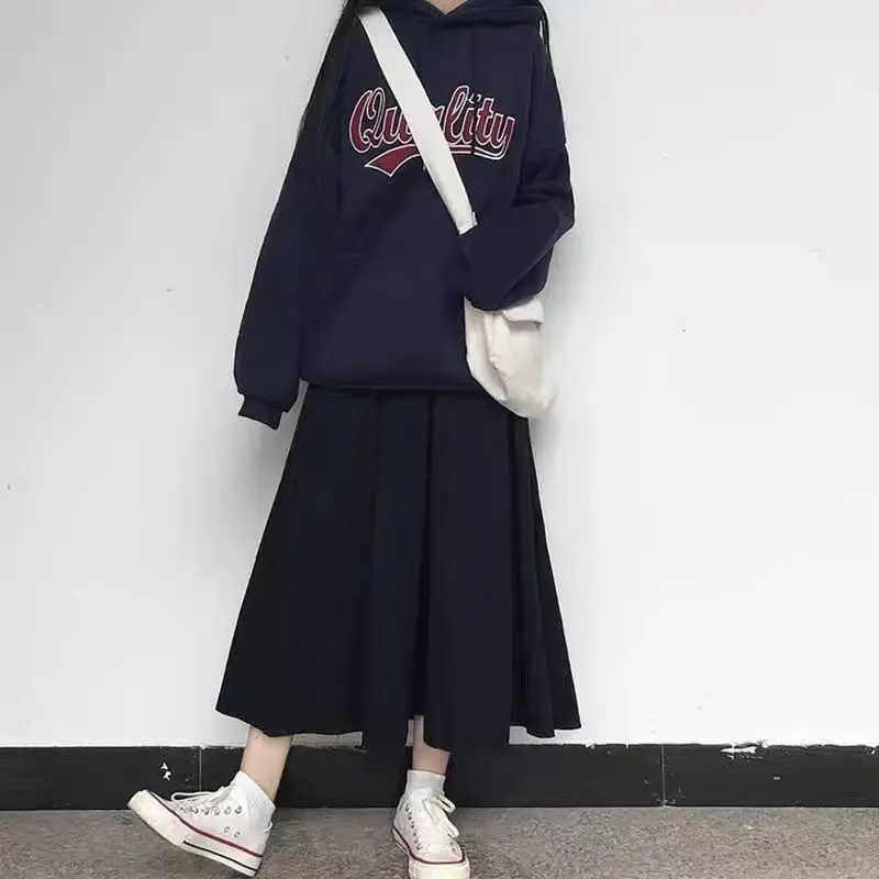 Solid color skirt women's long dress for spring and summer 2021 new high waist slim A-line skirt medium length black skirt
Solid color skirt women's long dress for spring and summer 2021 new high waist slim A-line skirt medium length black skirt