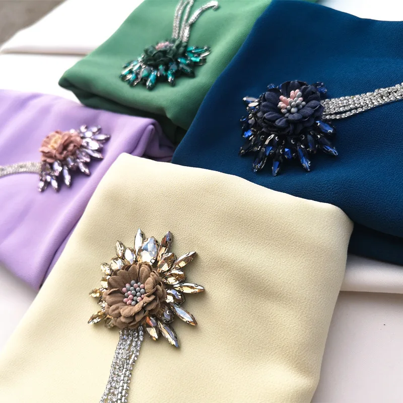 2021 Muslim New Pearl Chiffon Water Diamond Summer Gauze Scarf Breathable Fashion Scarf Quality Goes with Everything
2021 Muslim New Pearl Chiffon Water Diamond Summer Gauze Scarf Breathable Fashion Scarf Quality Goes with Everything