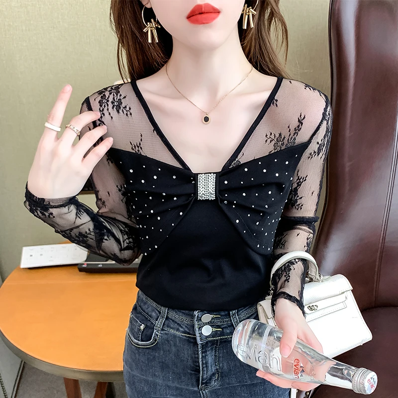 Fall Winter Clothes Lady Cotton T-Shirt Chic Sexy V-Neck Patchwork Mesh Diamonds Women Tops Long Sleeve Tees
Fall Winter Clothes Lady Cotton T-Shirt Chic Sexy V-Neck Patchwork Mesh Diamonds Women Tops Long Sleeve Tees