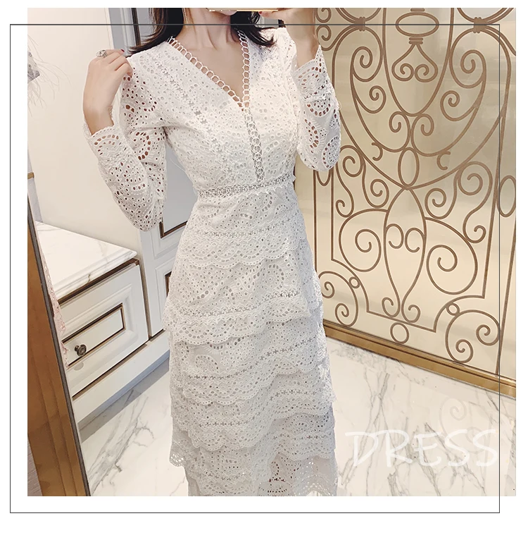 Women Sexy Deep V-Neck Layers Ruffles Party Dress 2020 Self Portrait Summer Hollow Out Lace Long Sleeve Maxi Cake Dress S-Xxl
Women Sexy Deep V-Neck Layers Ruffles Party Dress 2020 Self Portrait Summer Hollow Out Lace Long Sleeve Maxi Cake Dress S-Xxl