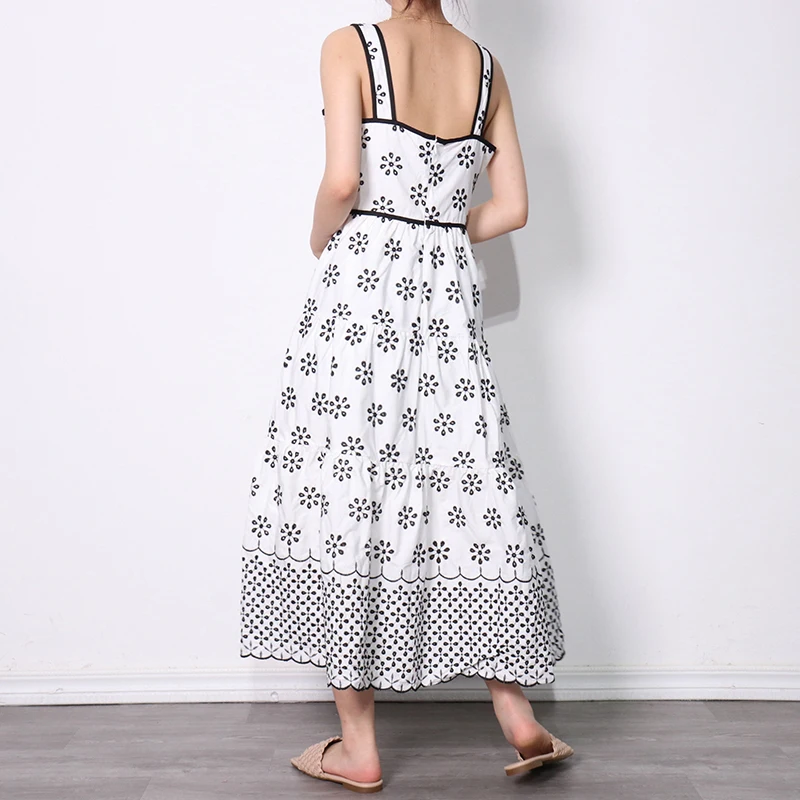 Embroidered Summer Dress For Women Square Collar Sleeveless High Waist Print Sling Dresses Female Fashion New Style
Embroidered Summer Dress For Women Square Collar Sleeveless High Waist Print Sling Dresses Female Fashion New Style