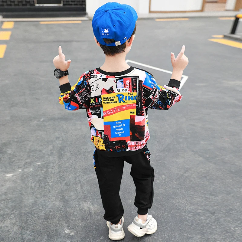 2 To 9 Years Children's O-Neck Fashion Sportswear Spring Autumn Cartoon Korean Version Two Piece Sweater Christmas Kids Clothes
2 To 9 Years Children's O-Neck Fashion Sportswear Spring Autumn Cartoon Korean Version Two Piece Sweater Christmas Kids Clothes