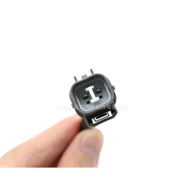 1 Pcs Fit For Applicable to 95-97 Honda Accord 2.7L V6 crankshaft position sensor 37500-p0g-a01 
1 Pcs Fit For Applicable to 95-97 Honda Accord 2.7L V6 crankshaft position sensor 37500-p0g-a01