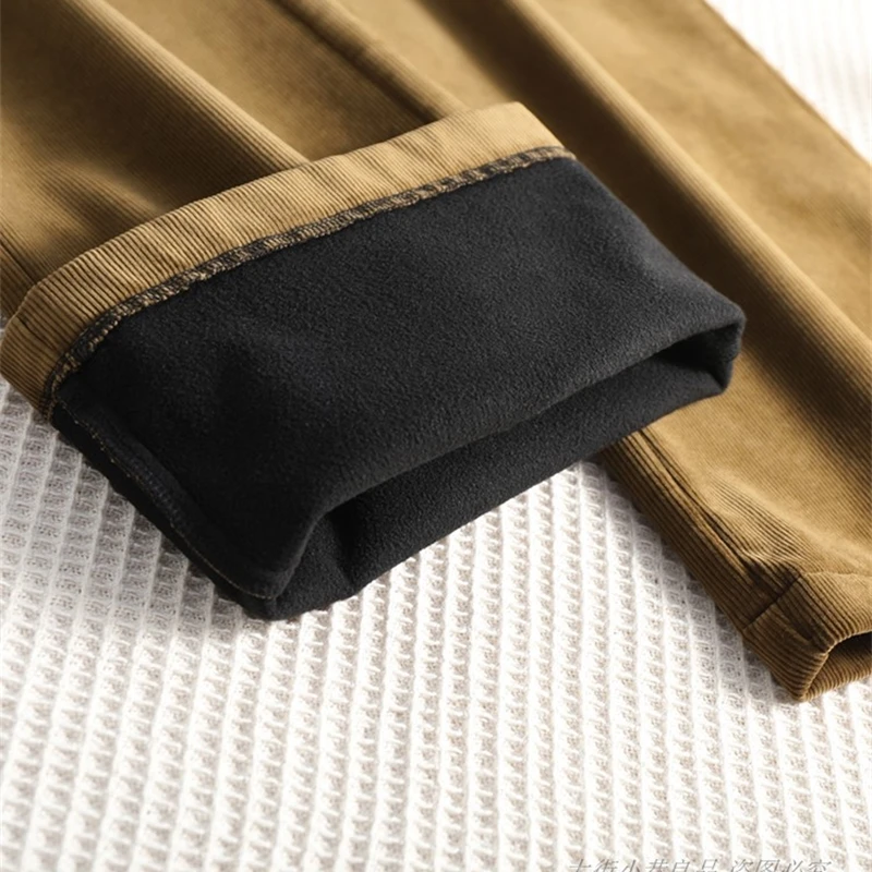 YOSIBCD Women 2021 Fashion Pockets Frayed Tassel Straight Jeans Vintage High Waist Zipper Fly Denim Female Ankle Trousers Mujer 
YOSIBCD Women 2021 Fashion Pockets Frayed Tassel Straight Jeans Vintage High Waist Zipper Fly Denim Female Ankle Trousers Mujer