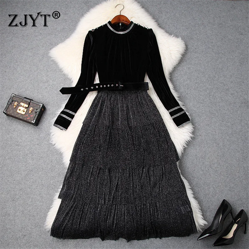 2020 New Fashion Designer Autumn Winter Women Runway Long Sleeve Ruffle Layered Patchwork Velvet Dress Vintage Party Vestido
2020 New Fashion Designer Autumn Winter Women Runway Long Sleeve Ruffle Layered Patchwork Velvet Dress Vintage Party Vestido