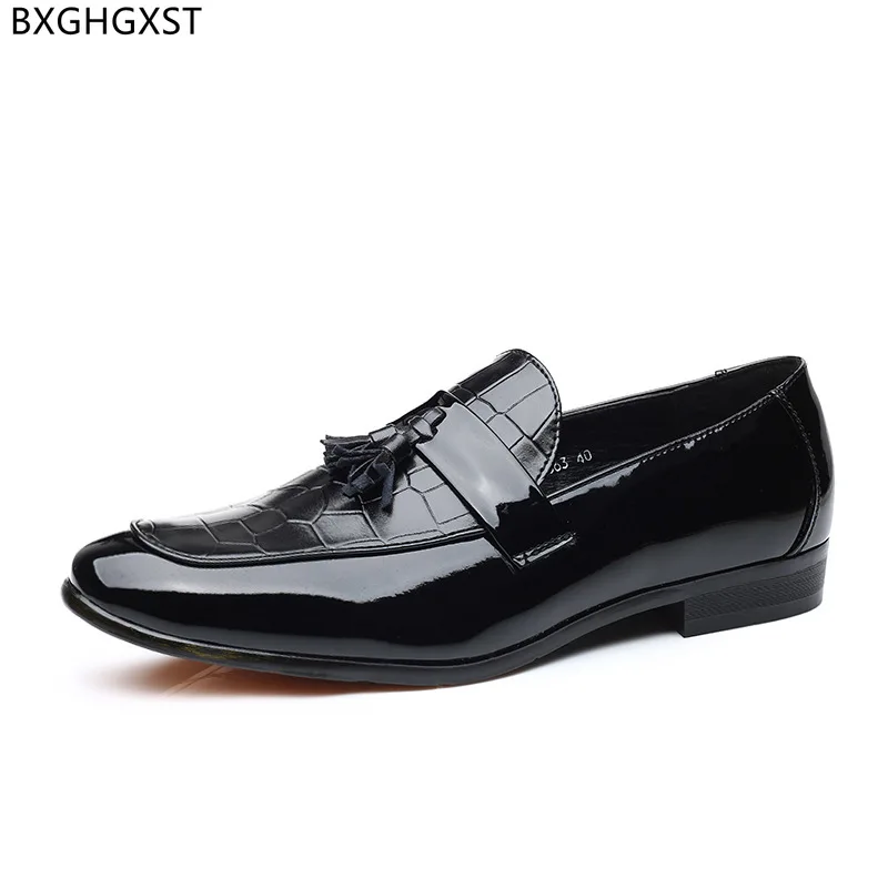 Business Suit Formal Slip on Shoes Men Loafers Men Dress Shoes Italian Wedding Dress Oxford Shoes for Men Office 2023 Coiffeur
Business Suit Formal Slip on Shoes Men Loafers Men Dress Shoes Italian Wedding Dress Oxford Shoes for Men Office 2023 Coiffeur