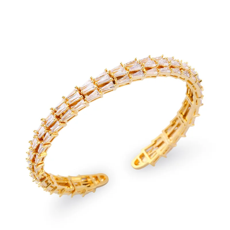 Hot LINKS CHAIN New Exquisite Diamonds Zircon Charm Bracelet Female Bangle Handmade Fashion Jewelry B37
Hot LINKS CHAIN New Exquisite Diamonds Zircon Charm Bracelet Female Bangle Handmade Fashion Jewelry B37