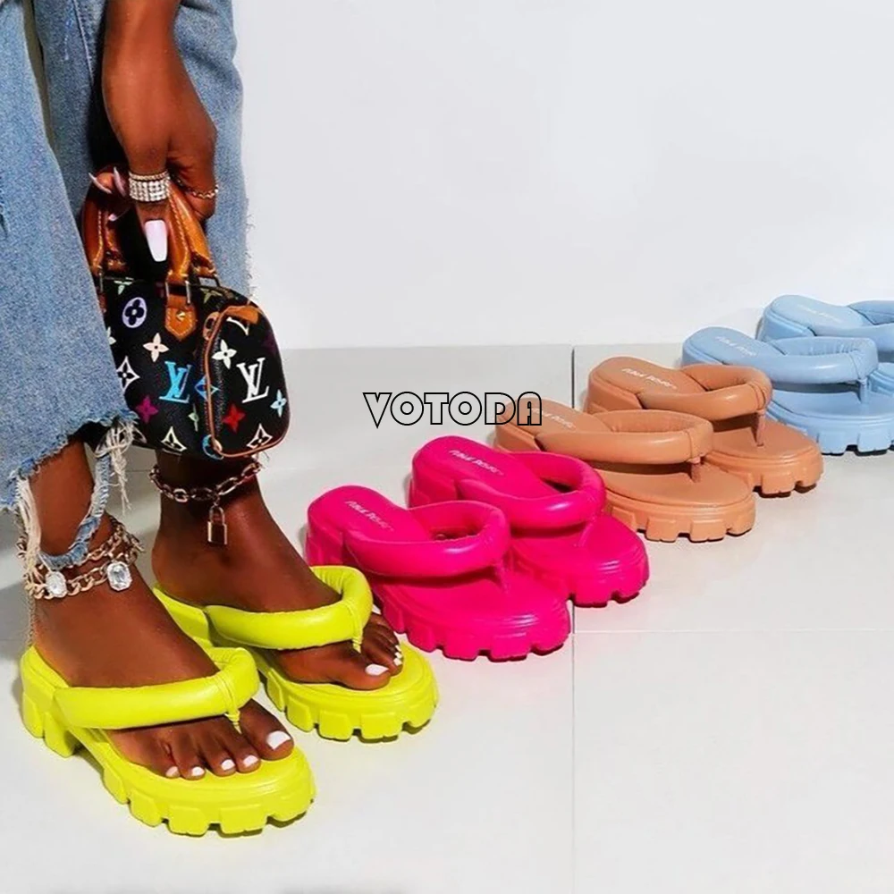 Fashion Women Flip Flops Brand Designer Slides Ladies Platform Jelly Sandals Casual Beach Slippers Outdoor ClipToe Big Size Shoe
Fashion Women Flip Flops Brand Designer Slides Ladies Platform Jelly Sandals Casual Beach Slippers Outdoor ClipToe Big Size Shoe
