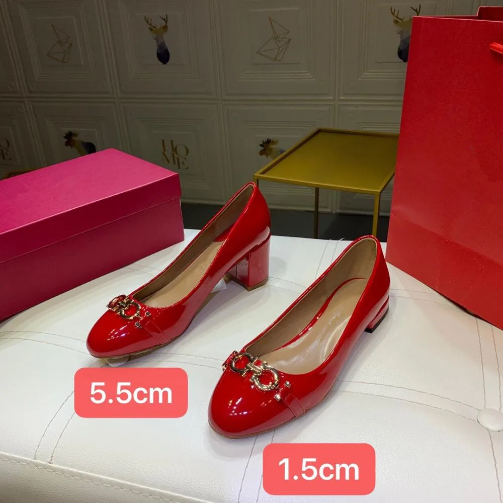 2021 Women's Low Heel Stiletto Heel Patent Leather Metallic Pumps Mary Jane High Heels
2021 Women's Low Heel Stiletto Heel Patent Leather Metallic Pumps Mary Jane High Heels