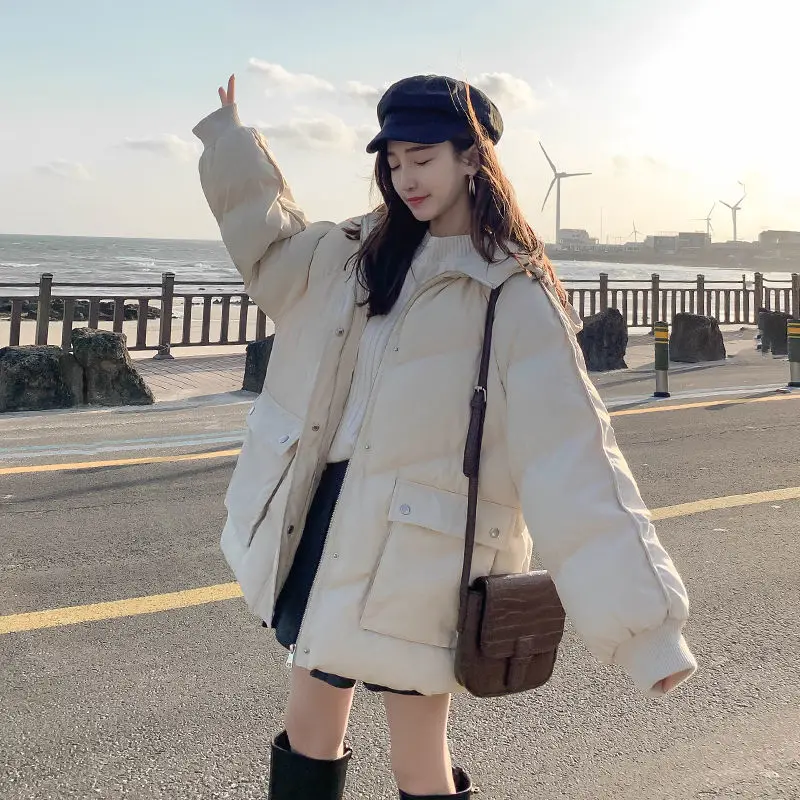 2020 new bread clothing Korean loose down cotton clothing oversize fashionable cotton clothing women's short style winter
2020 new bread clothing Korean loose down cotton clothing oversize fashionable cotton clothing women's short style winter