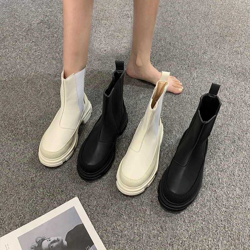 Mazefeng Brand Leather Women Boots Brand Fall Winter Warm Short Ankle Boots Platform Flats Shoes Waterproof Water Shoes Non-Slip 
Mazefeng Brand Leather Women Boots Brand Fall Winter Warm Short Ankle Boots Platform Flats Shoes Waterproof Water Shoes Non-Slip