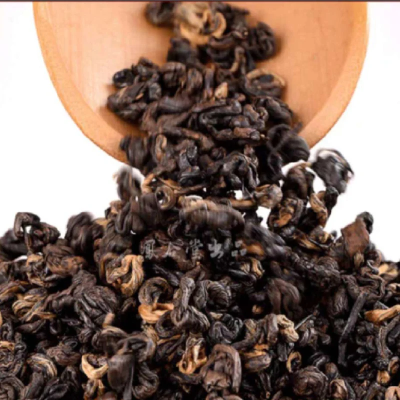 Китайский красный чай 2021 Dianhong Yunnan черный аромат сладкого картофеля с листьями