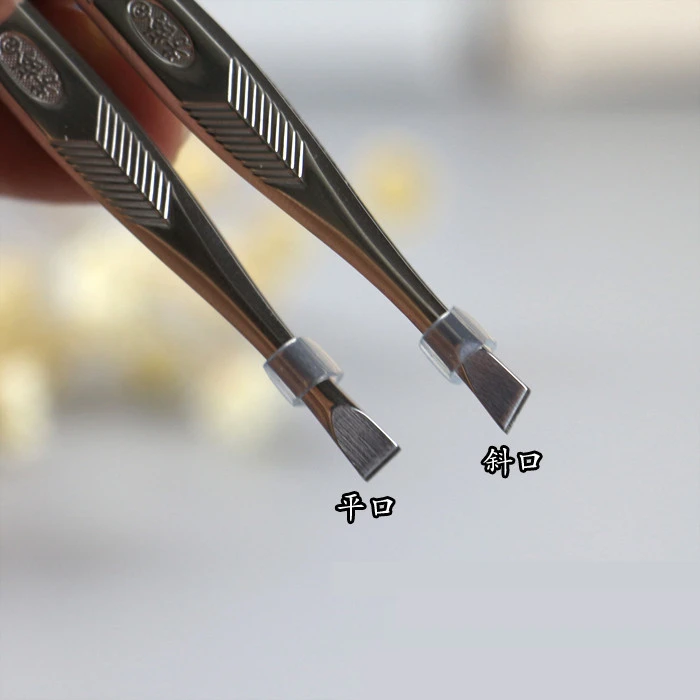 1PC Eyebrow Tweezer Hair Beauty Slanted Puller Stainless Steel Eye Brow Clips Hair Removal Makeup Tool
1PC Eyebrow Tweezer Hair Beauty Slanted Puller Stainless Steel Eye Brow Clips Hair Removal Makeup Tool