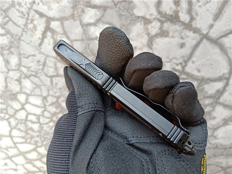 aluminum alloy DIY handle grip scabbard outdoor for Microtech UT
aluminum alloy DIY handle grip scabbard outdoor for Microtech UT