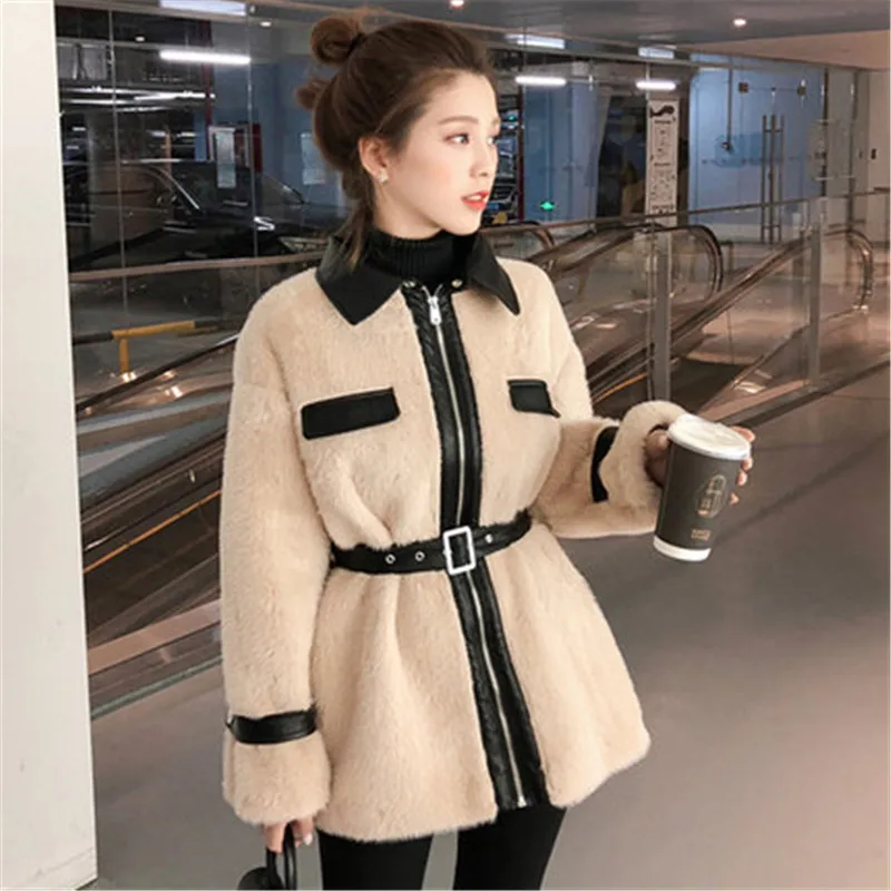 2021 New Autumn Winter Women's Clothing Loose Korean Lamb Plush Water Jacket Cashmere Coat Women Short Thickening Overcoat n1151
2021 New Autumn Winter Women's Clothing Loose Korean Lamb Plush Water Jacket Cashmere Coat Women Short Thickening Overcoat n1151