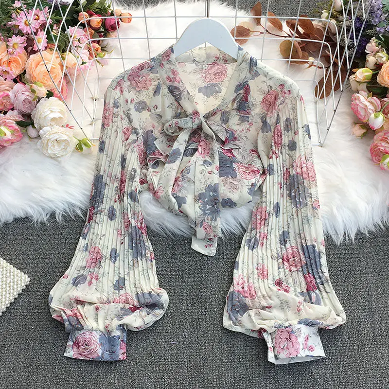 French Retro Floral Chiffon Shirt Women's Lantern Long Sleeve Spring Autumn New Loose Bow Collar Printed Blouse And Tops zh579
French Retro Floral Chiffon Shirt Women's Lantern Long Sleeve Spring Autumn New Loose Bow Collar Printed Blouse And Tops zh579