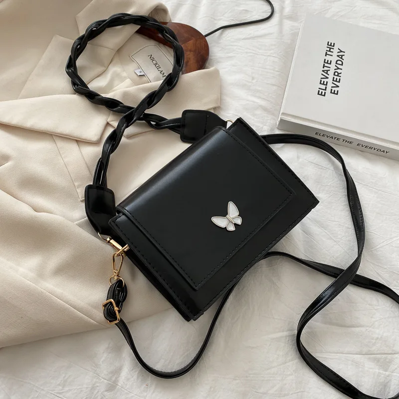 2021 Portable Solid Fashion Handle PU Leather Flap Crossbody Bags for Women Color Shoulder Messenger Top-handle Handbags 
2021 Portable Solid Fashion Handle PU Leather Flap Crossbody Bags for Women Color Shoulder Messenger Top-handle Handbags