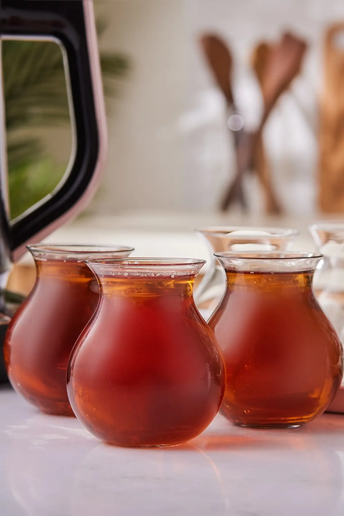 Thick Waisted Creative Türkish Tea Cup Set 6 PCs Durable Glass Tea Cup & Cup Set
Thick Waisted Creative Türkish Tea Cup Set 6 PCs Durable Glass Tea Cup & Cup Set