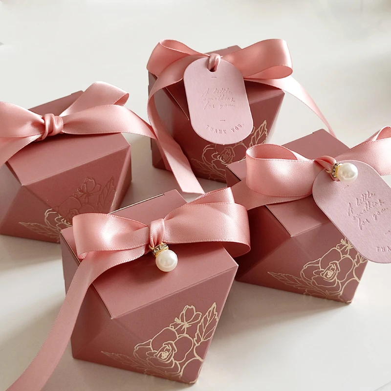 Gift Box Diamond Shape Paper Candy Boxes Chocolate Packaging Box Wedding Favors for Guests Baby Shower Birthday Party
Gift Box Diamond Shape Paper Candy Boxes Chocolate Packaging Box Wedding Favors for Guests Baby Shower Birthday Party