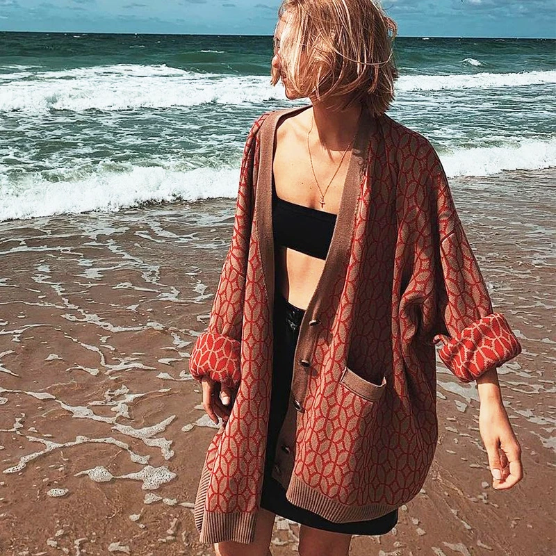 Vintage Women'S Cardigan Autumn Winter Plaid Knit Coat Button V Neck Fashion Casual Jacket Fake Pocket Oversized Chic Sweater
Vintage Women'S Cardigan Autumn Winter Plaid Knit Coat Button V Neck Fashion Casual Jacket Fake Pocket Oversized Chic Sweater