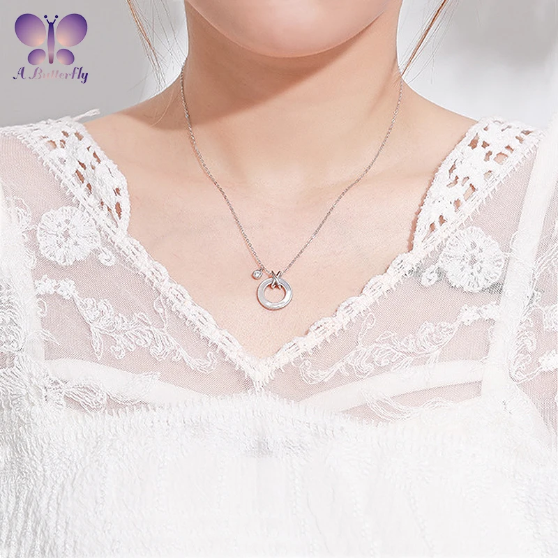 A Butterfly 100% 925 Sterling Silver Circle Necklace Pendant Fashion Girl Necklace High Quality Mother Shell Pendant
A Butterfly 100% 925 Sterling Silver Circle Necklace Pendant Fashion Girl Necklace High Quality Mother Shell Pendant