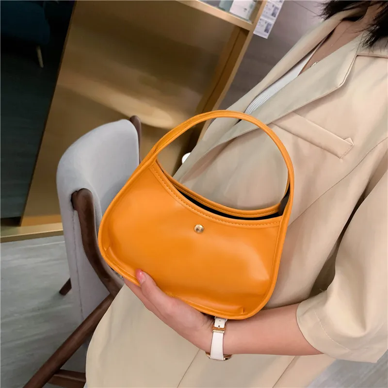 Messenger Handbags Retro Women shoulder bags Flap New PU Leather Casual Solid crossbody bags for women Bolsas
Messenger Handbags Retro Women shoulder bags Flap New PU Leather Casual Solid crossbody bags for women Bolsas