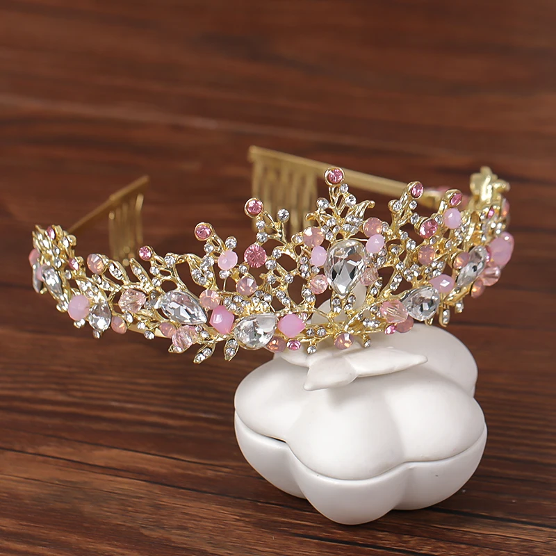 New pink crystal crown Trendy Handmade Beading Gold Wedding Princess Taira Headpiece Dress Bridal Hair Accessories Jewelry
New pink crystal crown Trendy Handmade Beading Gold Wedding Princess Taira Headpiece Dress Bridal Hair Accessories Jewelry