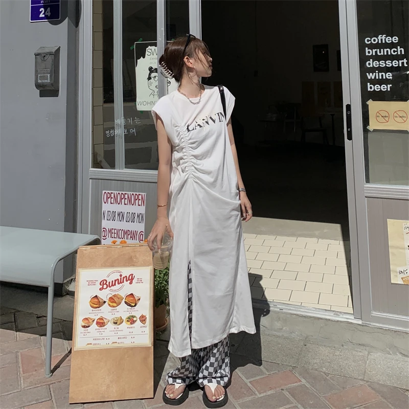 Dress Temperament Design Sense Slit Drawstring Short-sleeved Dress Female Summer New Korean Style High Waist Slim Dress
Dress Temperament Design Sense Slit Drawstring Short-sleeved Dress Female Summer New Korean Style High Waist Slim Dress