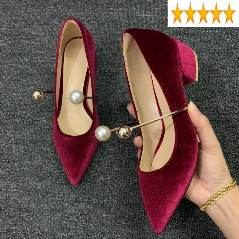 Mid Women Elegant Pearl Wine Red Suede Pointed Toe Pumps Brand Party Wedding Shallow Thick Heel Shoes Bridal Footwear
Mid Women Elegant Pearl Wine Red Suede Pointed Toe Pumps Brand Party Wedding Shallow Thick Heel Shoes Bridal Footwear
