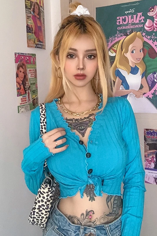 Scheming Clavicle Short Button Cardigan Jacket Retro Hot Girl Wears A Thin and Versatile V-neck CC083S50
Scheming Clavicle Short Button Cardigan Jacket Retro Hot Girl Wears A Thin and Versatile V-neck CC083S50