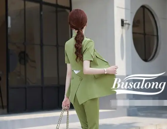 2020 Summer Pink Office Lady Single button Work Pant Suits Short sleeve Buttons spliced Blazers and Pants Women Two Piece Suits 
2020 Summer Pink Office Lady Single button Work Pant Suits Short sleeve Buttons spliced Blazers and Pants Women Two Piece Suits