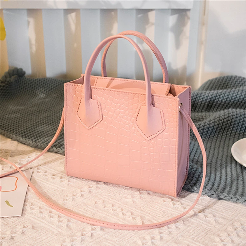 Luxury Women Shoulder Bag Crocodile Pattern Classic Solid PU Leather Crossbody Bag New Fashion Female Handbag
Luxury Women Shoulder Bag Crocodile Pattern Classic Solid PU Leather Crossbody Bag New Fashion Female Handbag