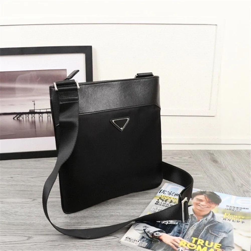 Leather casual men's handbags men's briefcases business shoulder large-capacity messenger bag laptop office bag
Leather casual men's handbags men's briefcases business shoulder large-capacity messenger bag laptop office bag