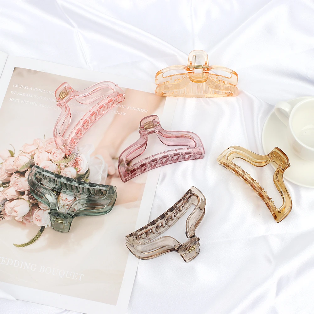 4 Inch Transparent Gripping Clip Women Girl Hair Clip Plastic Solid Color Clip Plate Hair Clip Fashion Gift akcesoria do wlosow
4 Inch Transparent Gripping Clip Women Girl Hair Clip Plastic Solid Color Clip Plate Hair Clip Fashion Gift akcesoria do wlosow