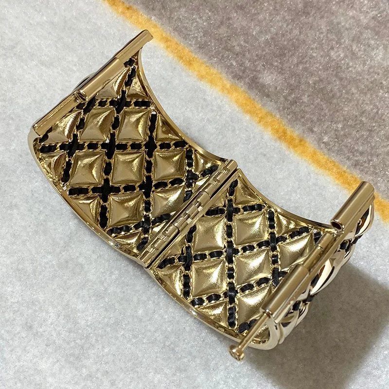 Brand Gold Color Fashion Jewelry For Women Big Width Cuff Bracelet Fashion Praty Jewelry Crush Black Cuff Bangle Black Beads
Brand Gold Color Fashion Jewelry For Women Big Width Cuff Bracelet Fashion Praty Jewelry Crush Black Cuff Bangle Black Beads