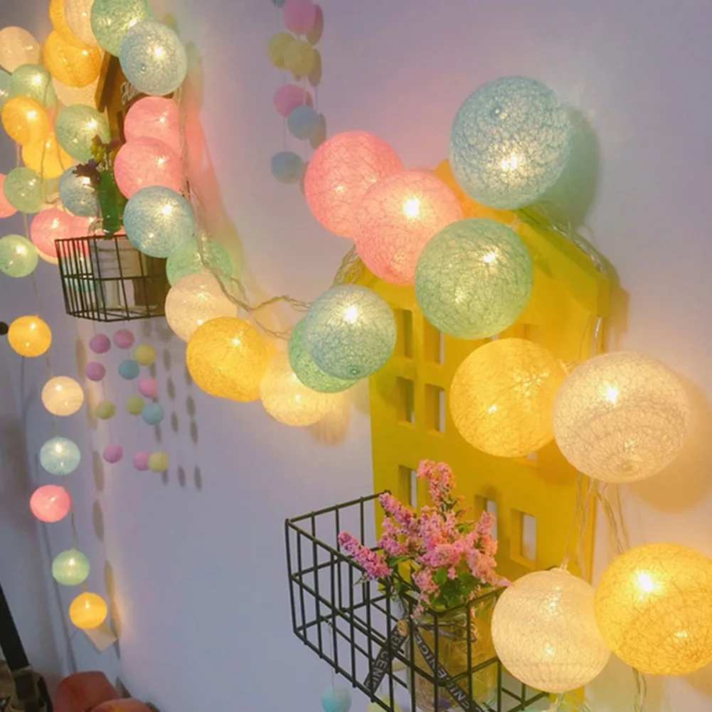 1.5/3/6m LED Cotton Ball String Lights Christmas Fairy Light Garland Battery Holiday Wedding Party Home Decoration 10/20/40 LED
1.5/3/6m LED Cotton Ball String Lights Christmas Fairy Light Garland Battery Holiday Wedding Party Home Decoration 10/20/40 LED