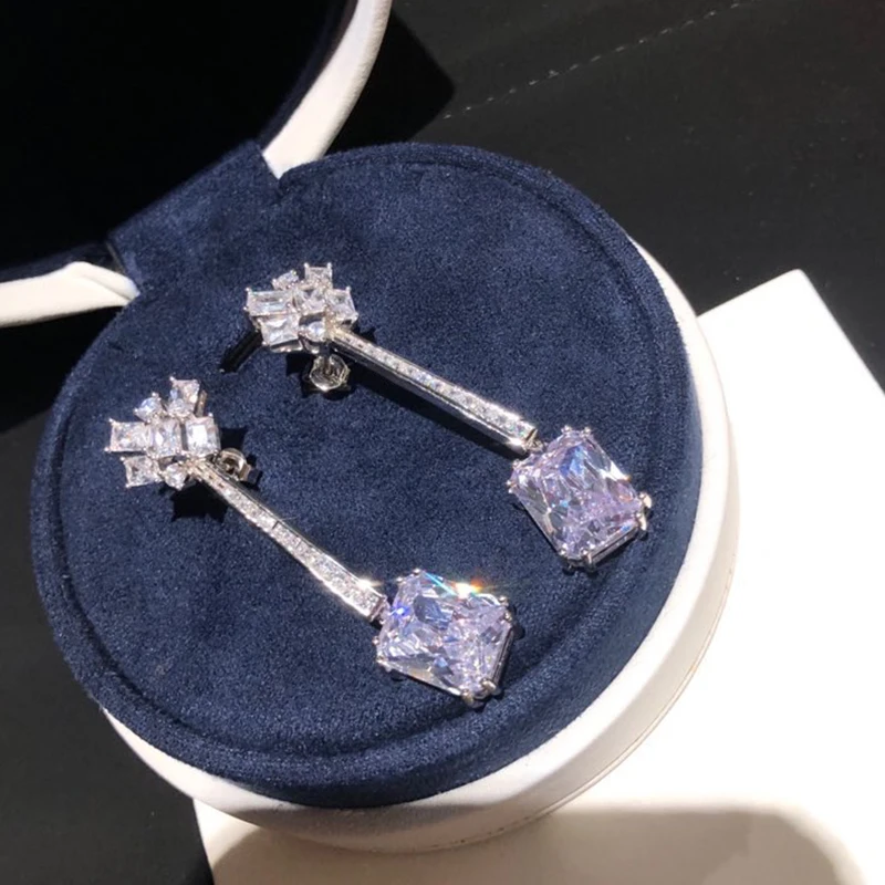Hot Brand Luxury Fashion S925 Sterling Silver Jewelry Top Quality Popular Stud Earrings Top quality Stud Earrings Jewelry
Hot Brand Luxury Fashion S925 Sterling Silver Jewelry Top Quality Popular Stud Earrings Top quality Stud Earrings Jewelry
